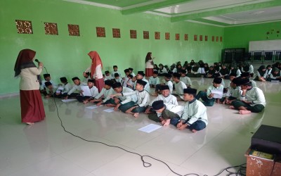 MI Nurul Athhar Luncurkan Program Ihfadz untuk Perdalam Bahasa Arab